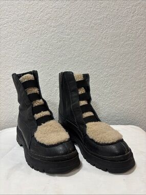 Aquatalia Black Waterproof Leather Winter Boots with Shearling Trim